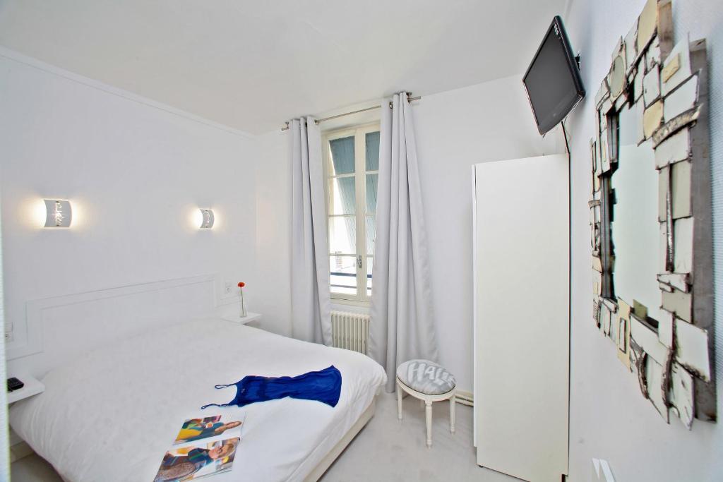 Hotel Le Coin Des Halles Cahors Camera foto