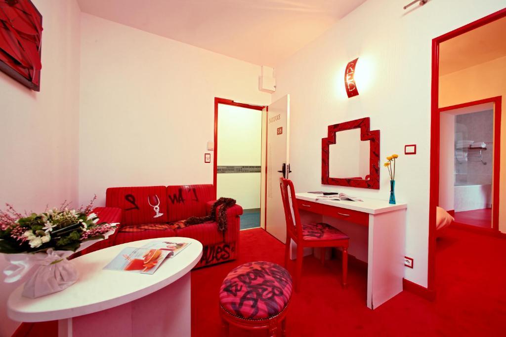Hotel Le Coin Des Halles Cahors Camera foto